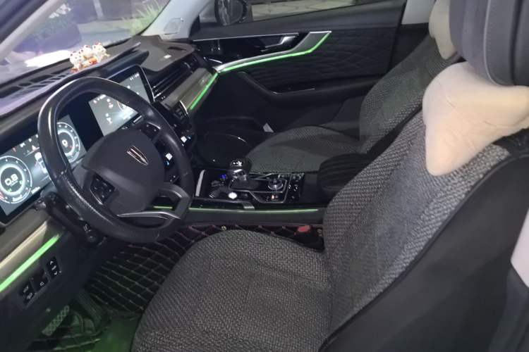 Used Hongqi HS5 2022 2.0T Smart Connect Flagship Edition
