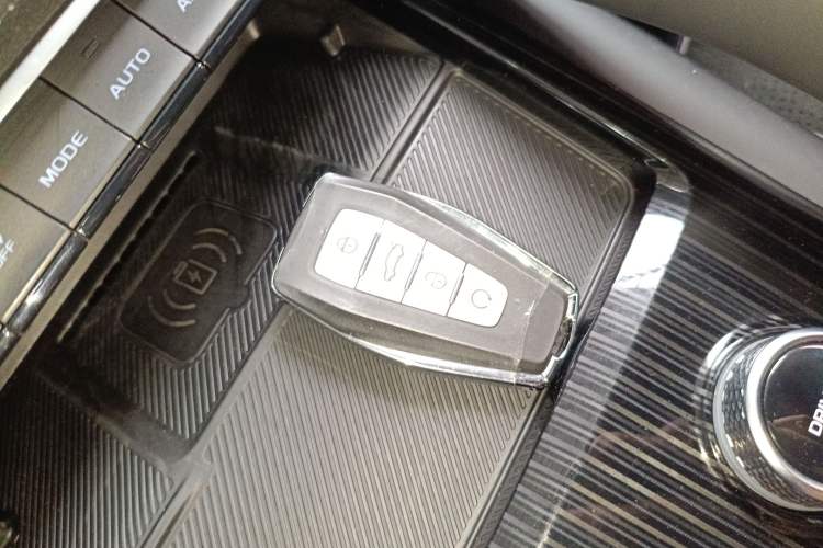 Used Geely Auto Monjaro L 2024 2.0TD High-Power Automatic Two-Wheel Drive Skyline Edition