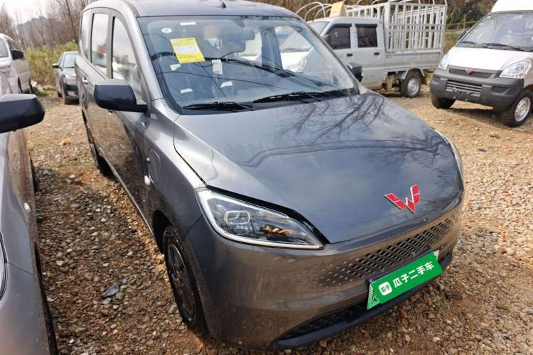 Used Wuling Hongguang New Energy 2025 Extended-Range Hybrid 50KM Comfort Version