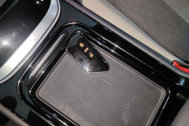 Used Volkswagen ID.4 CROZZ 2021 Long-Range PURE+ Two-Wheel Drive Version