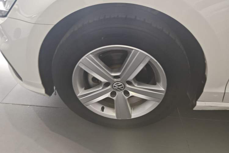 Used Volkswagen Lamando 2021 230TSI DSG Fashion Edition
