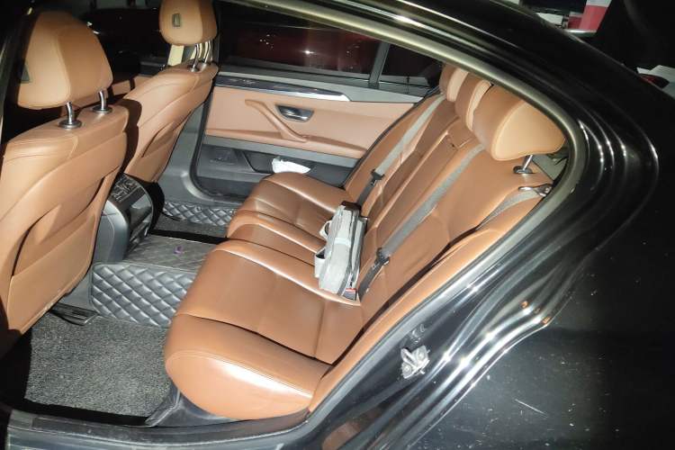 Used BMW 5 Series 2014 520Li Elegant Model