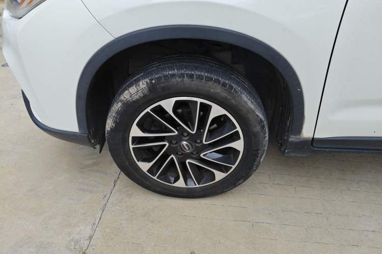Used GAC Trumpchi GS4 2017 200T G-DCT Two-Wheel Drive Elite Edition Left Front Wheel Hub