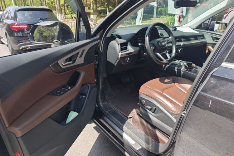 Used Audi Q7 New Energy 2019 55 e-tron Driver Seat