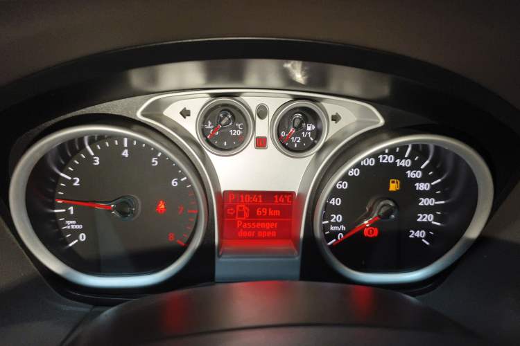 Used Ford Focus 2009 Sedan 1.8L Automatic Fashion Edition
