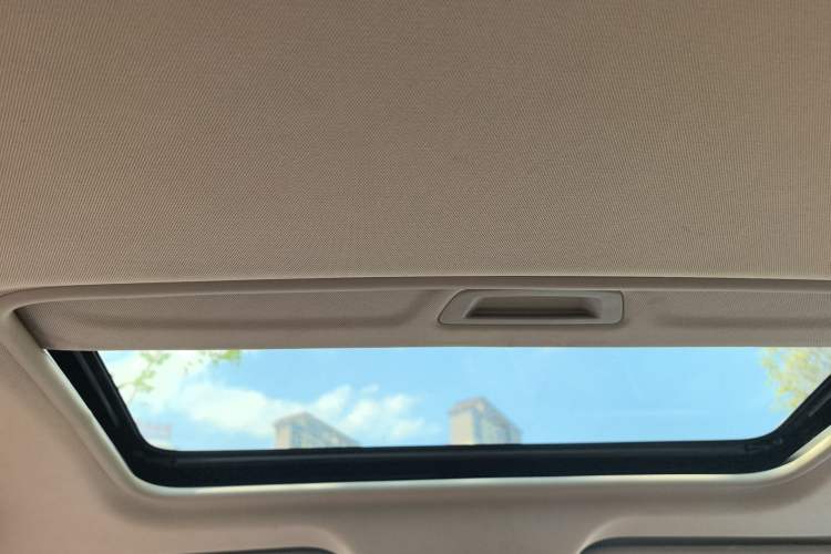 Used Buick GT 2018 18T Automatic Flagship Model Headliner