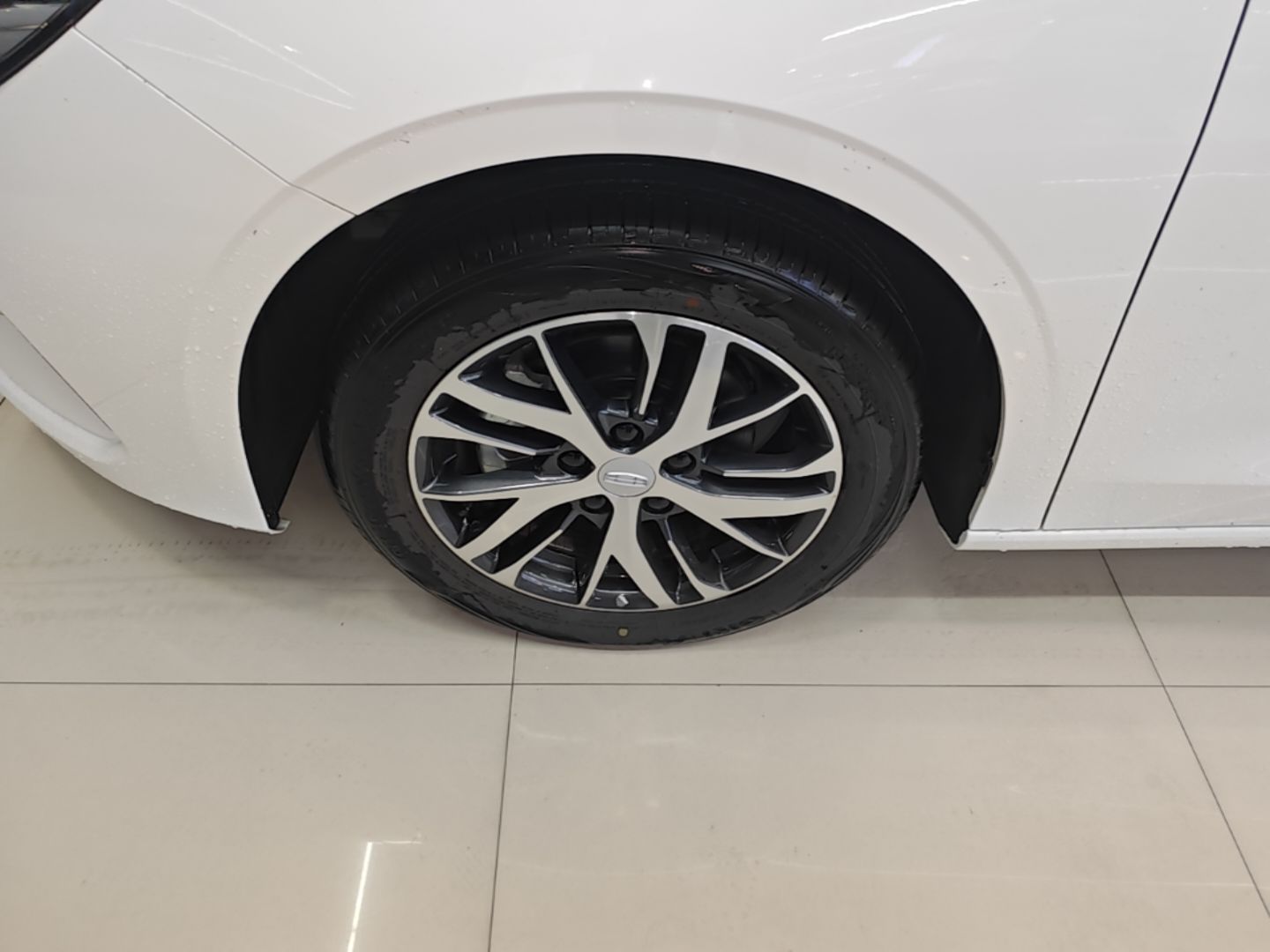 Geely Auto Emgrand 2026 Model 4th Generation 4 Millionth Anniversary Edition 1.5L CVT Overdrive Edition — снимка 10