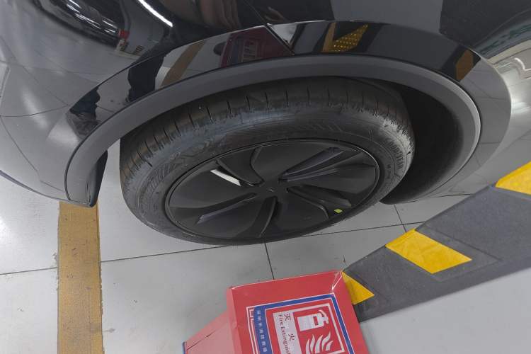 Used Tesla Model Y 2026 Rear-Drive Model