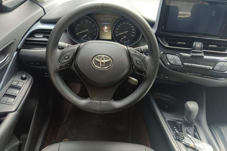 Used Toyota IZOA 2021 2.0L Enjoy Edition Steering Wheel