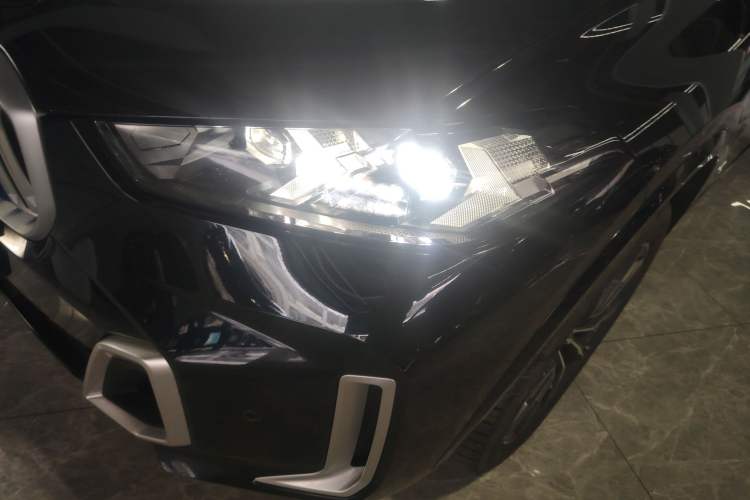 Used BMW X5 2023 xDrive 30Li M Sport Package
