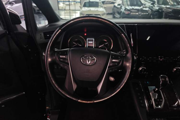 Used Toyota Alphard 2020 Dual-Engine 2.5L Prestige Edition Steering Wheel