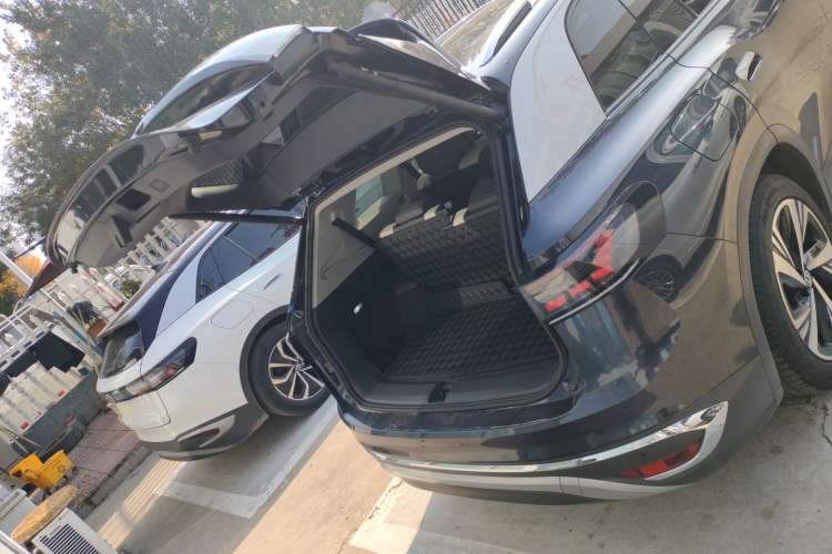 Used Volkswagen ID.6 CROZZ 2021 Revised Version Long-Range PRO Edition
