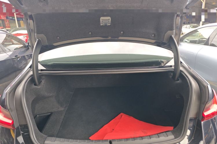 Used BMW i3 2022 eDrive 35 L Trunk