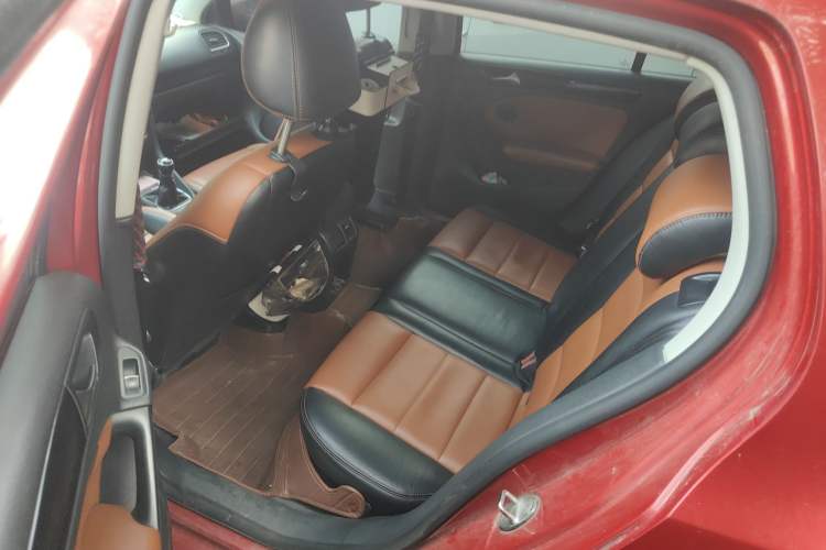 Used Volkswagen Golf 2012 1.6 Manual Comfort Edition
