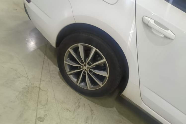 Used Skoda Rapid 2020 1.5L Manual Standard Edition
