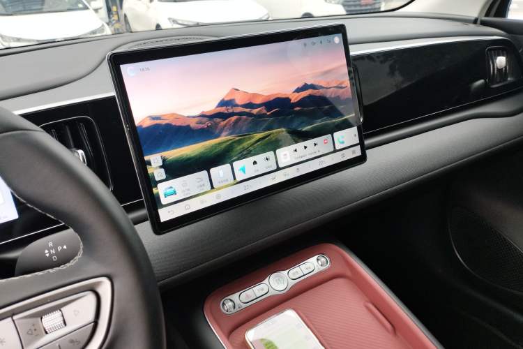 Used BYD Sealion 05 EV 2025 520 km Smart Cruise Version Audio And AC Panel