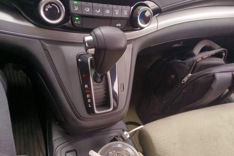 Used Honda CR-V 2016 2.0L Two-Wheel Drive Classic Edition
