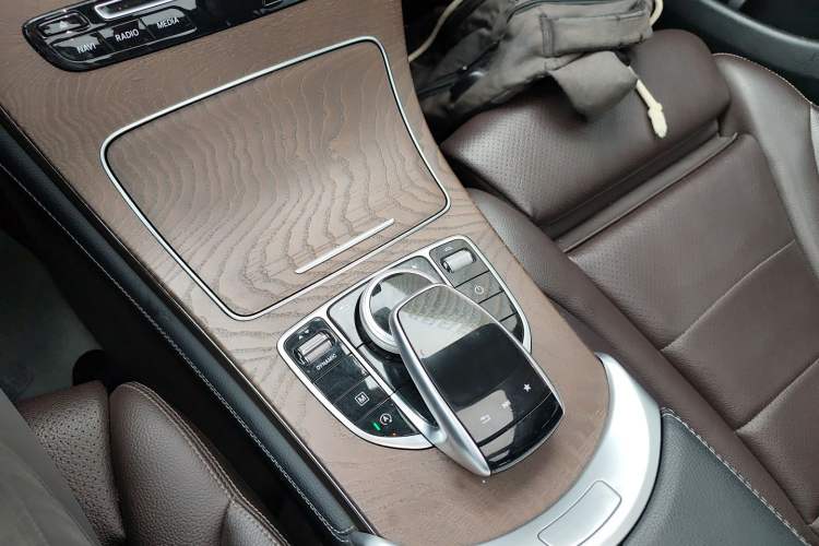 Used Mercedes-Benz GLC 2018 Refreshed GLC 300 4MATIC Dynamic Edition
