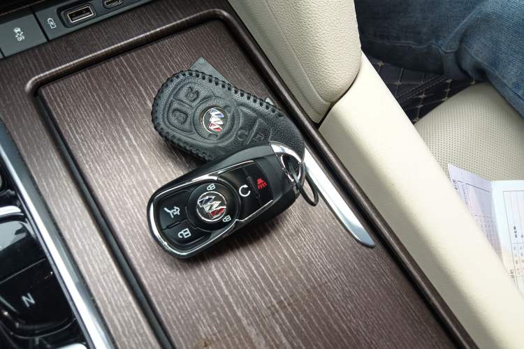 Used Buick Enclave 2020 28T All-Wheel Drive Avenir