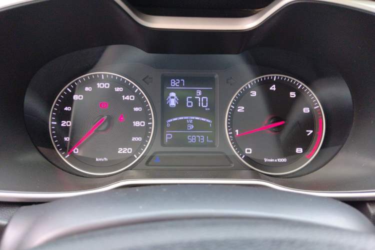 Used MG ZS 2017 1.5L Automatic Luxury Edition
