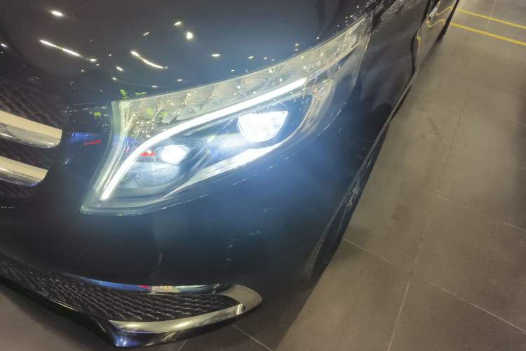 Used Mercedes-Benz V-Class 2021 V 260 L Long Wheelbase Prestige Edition