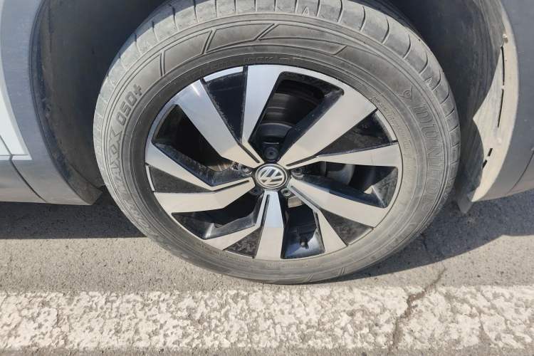 Used Volkswagen Tayron 2021 280TSI Two-Wheel Drive Luxury Smart Connectivity Version
