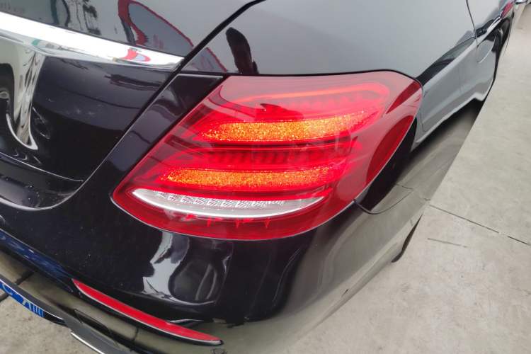 Used Mercedes-Benz E-Class 2018 Facelift E 200 L Sport Edition
