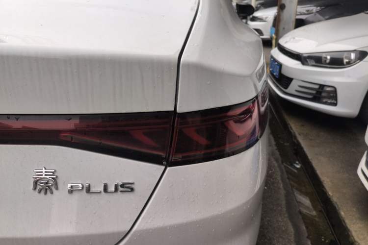 Used BYD Qin PLUS 2021 EV 500KM Luxury Model
