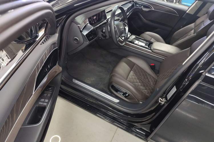 Used Audi A8 2021 A8L 50 TFSI quattro Comfort Model