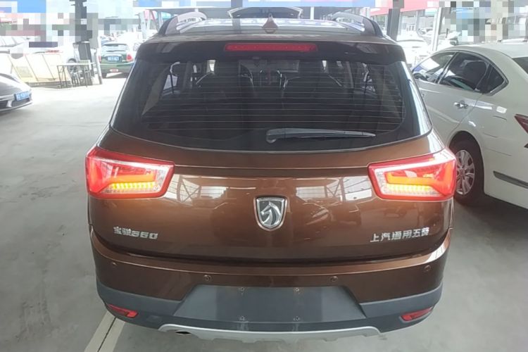Used Baojun 560 2015 1.8L manual luxury version