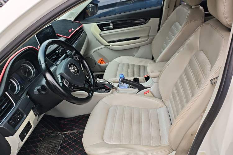 Used FORTHING Joyear S50 2017 1.6L CVT Luxury Model