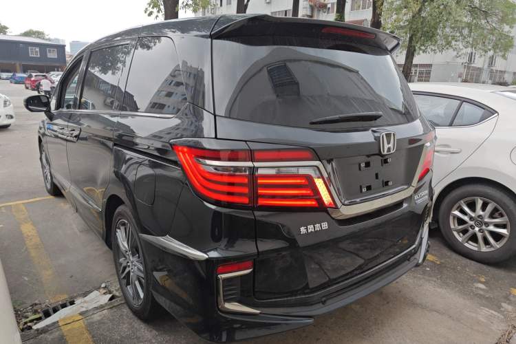 Used Honda Elysion 2019 2.0L Hybrid Luxury Edition