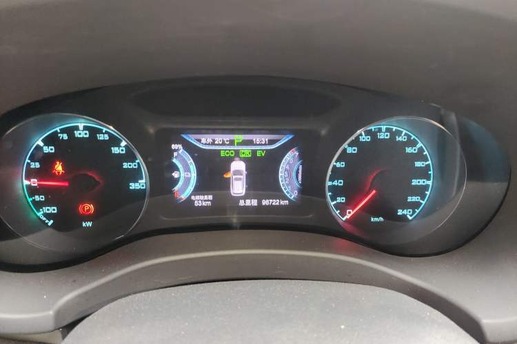 Used BYD Song New Energy 2017 Song DM 1.5TID All-Wheel Drive Luxury Model Instrument Cluster