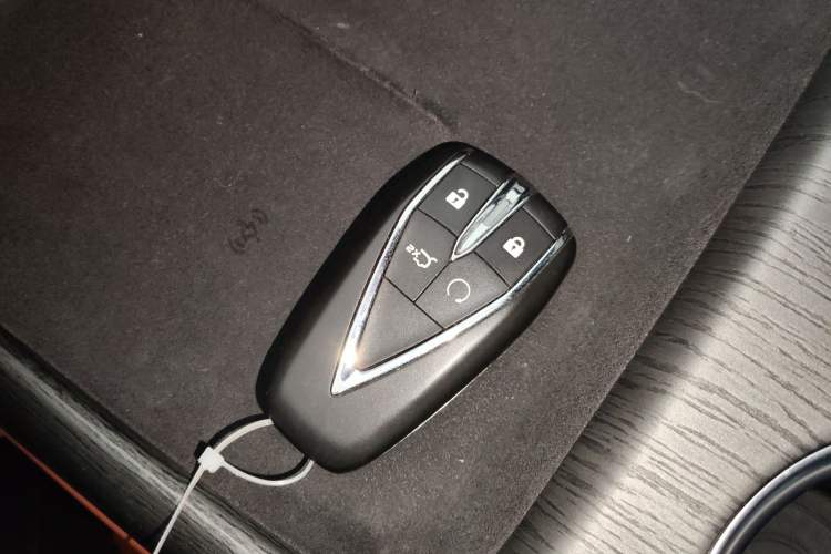 Used Changan CS75 PLUS 2025 4th Generation 1.5T New Blue Whale Smart Whale Enjoyment Edition