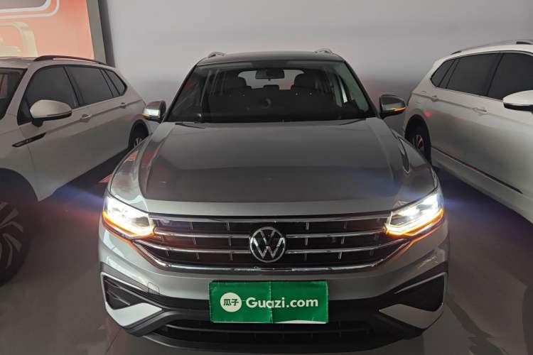 Used Volkswagen Tiguan L 2022 330TSI Automatic Two-Wheel Drive Smart Edition
