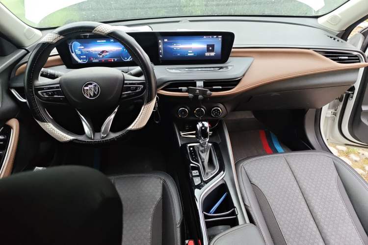 Used Buick Verano 2022 Pro 533T Enjoyment Edition Center Console