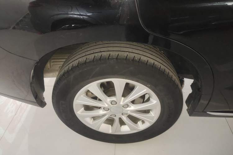 Used Haval M6 2021 PLUS 1.5T DCT Luxury Smart Connectivity Model Right Rear Wheel Hub