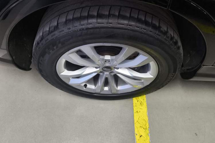 Used Audi Q7 2019 45 TFSI Comfort Model