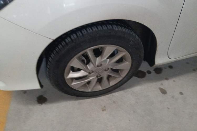 Used Honda Gienia 2017 1.5L CVT Classic Edition Left Front Wheel Hub