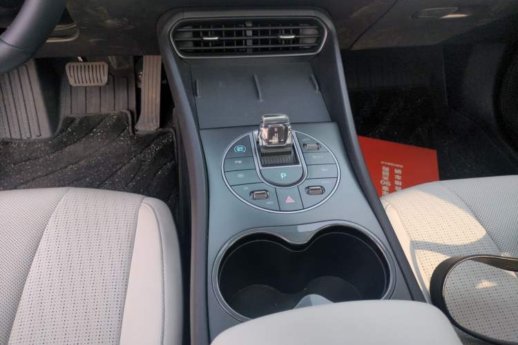 Used BYD Seal 05 DM-i 2025 DM-i Smart Drive 55KM Prestige Model Gear Lever