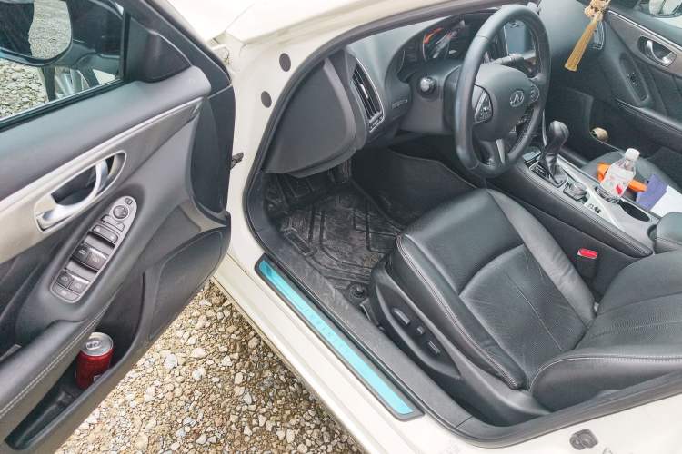 Used Infiniti Q50L 2015 2.0T Enjoyment Edition Driver Seat