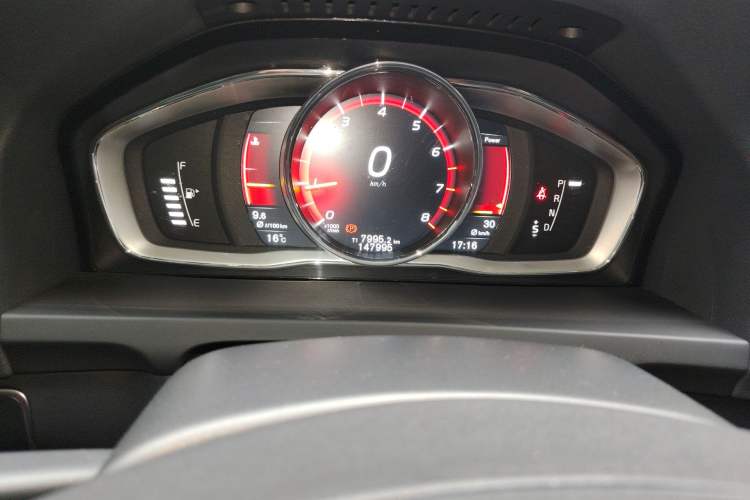 Used Volvo S60 2017 S60L T4 Smart Range Edition
