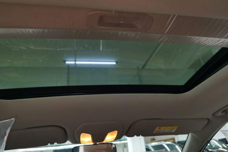 Used SAIC MAXUS G50 PHEV 2025 Leading Edition
