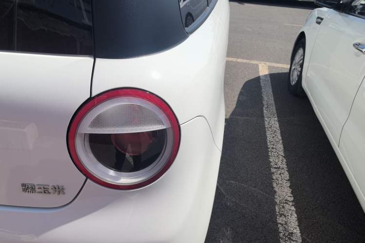 Used CHANGAN NEVO Lumin 2023 205km Xiangqin Version Right Rear Taillight