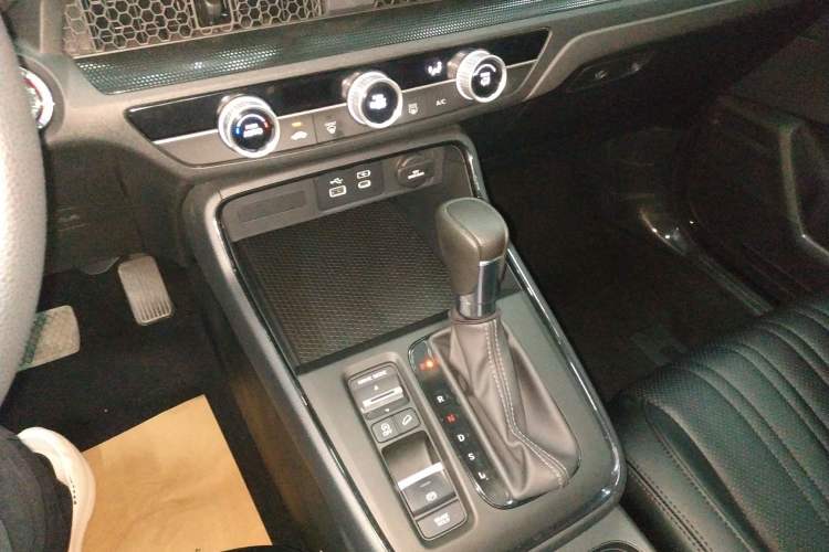 Used Honda Breeze 2025 240TURBO Two-Wheel Drive Elite Edition 5 Seats
