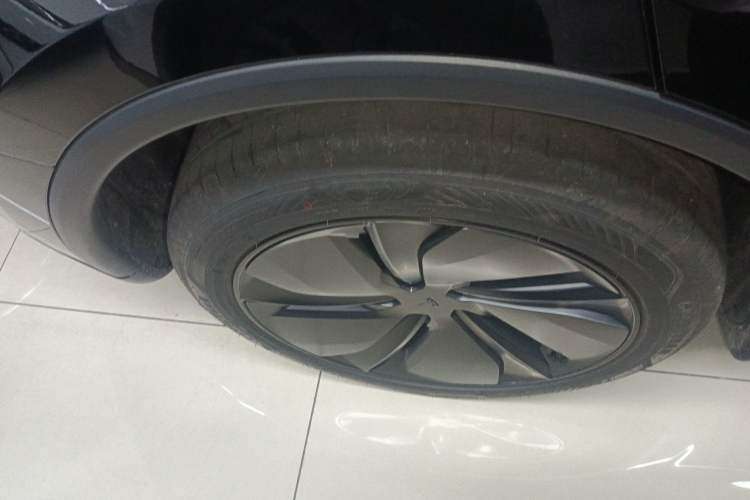 Used Tesla Model Y 2026 Rear-Drive Model