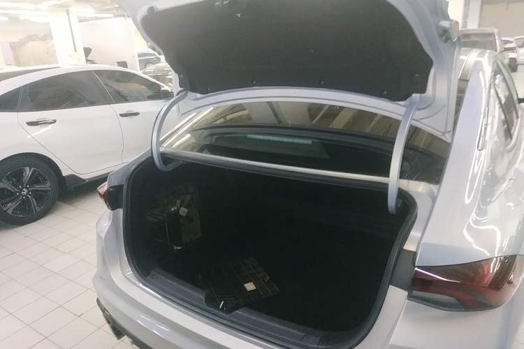 Used GAC Trumpchi EMPOW 2023 Shadow Leopard H Smart Hybrid Edition
