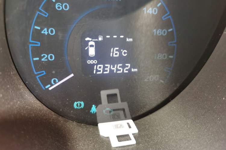 Used CHANGAN OSHAN CX70 2018 Revised Version 1.6L Manual Prestige Edition