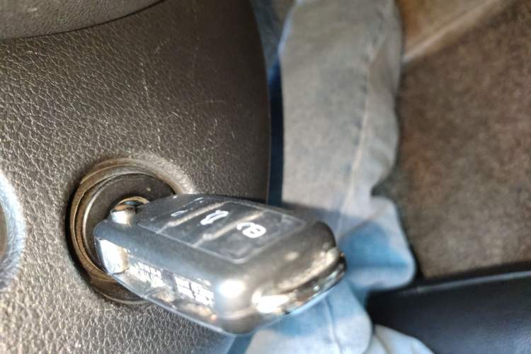 Used Volkswagen Sagitar 2012 1.4TSI Automatic Luxury Edition