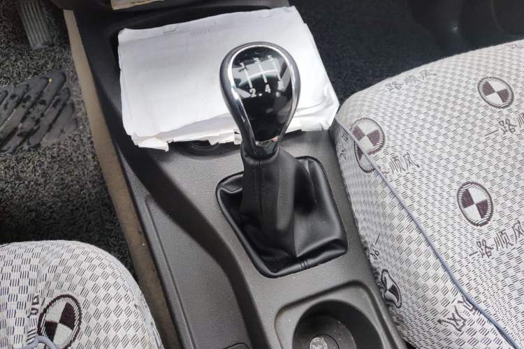 Used Wuling Hongguang 2015 1.5L S Basic Version China V Standard